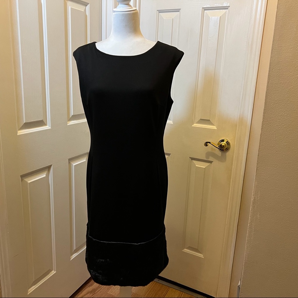 Adrienne Landau Womens Black Sleeveless Pockets Dress Faux Fur Hem Sheath Size M
